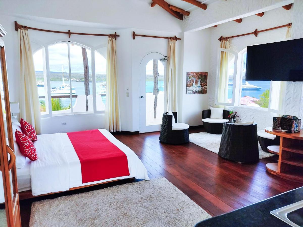 Hotel Angermeyer Waterfront Inn Puerto Ayora  Εξωτερικό φωτογραφία