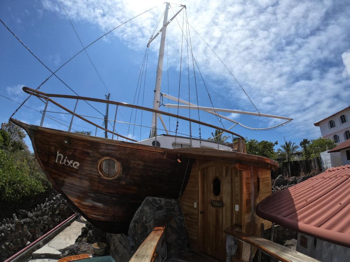 Hotel Angermeyer Waterfront Inn Puerto Ayora  Εξωτερικό φωτογραφία