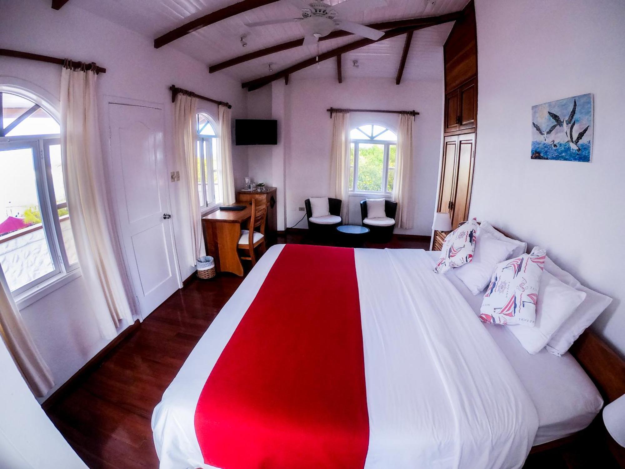 Hotel Angermeyer Waterfront Inn Puerto Ayora  Εξωτερικό φωτογραφία